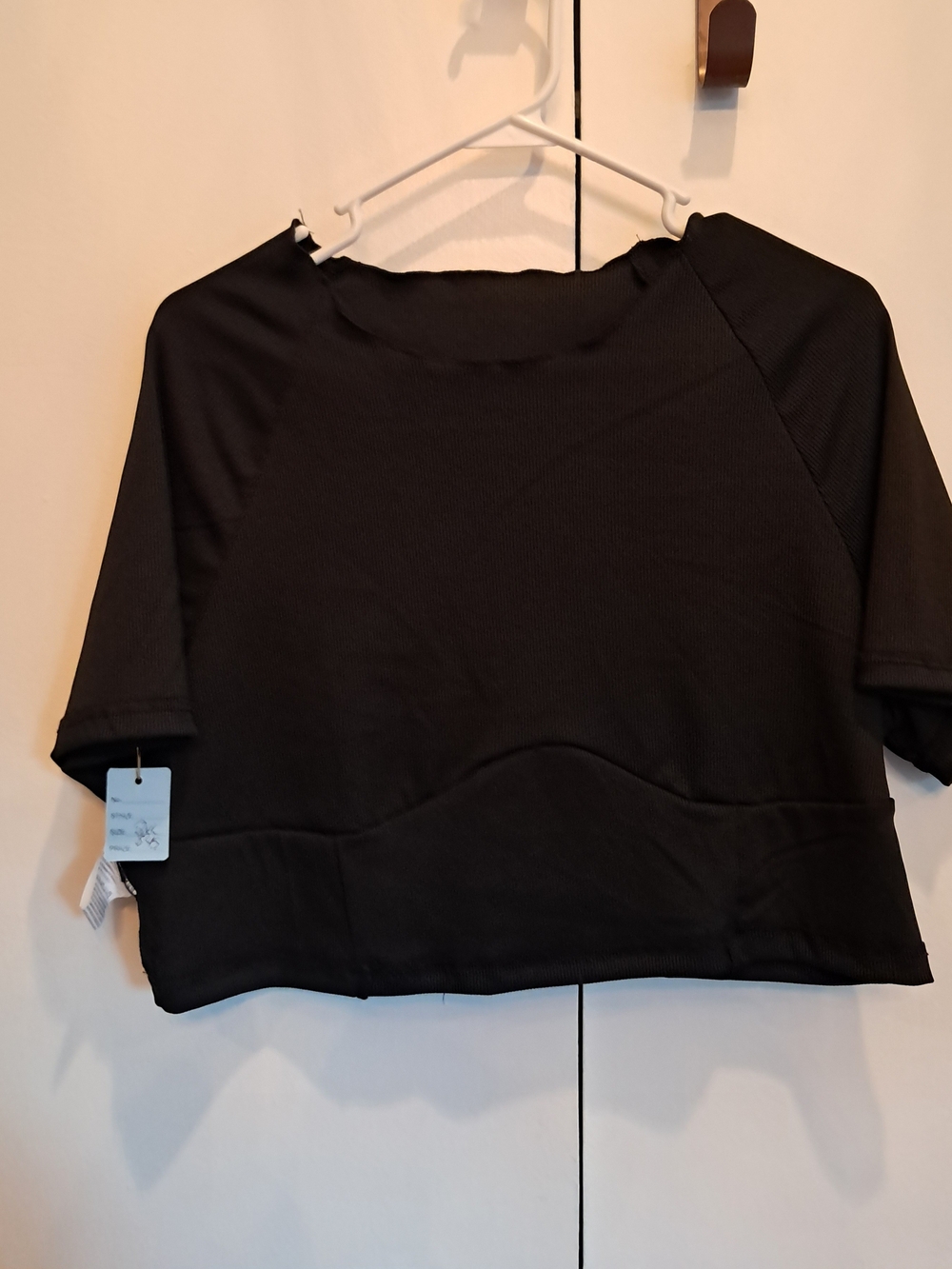 Source Unknown Black Cropped Short-Sleeve Top